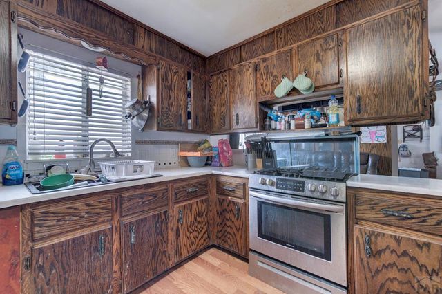 1030 S Santa Fe Ave, Pueblo, CO 81006