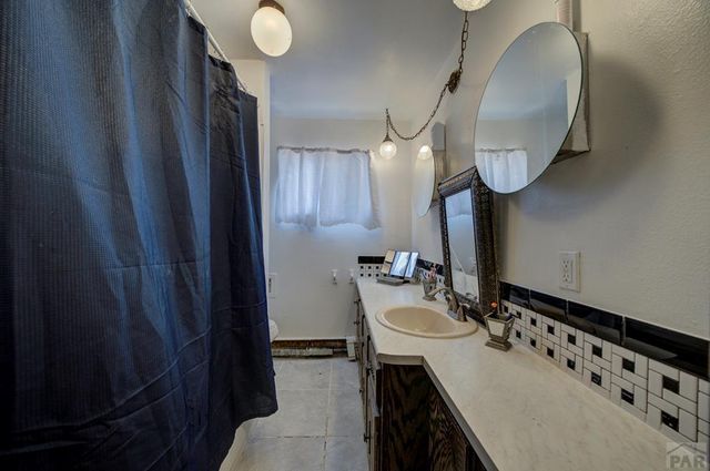 1030 S Santa Fe Ave, Pueblo, CO 81006