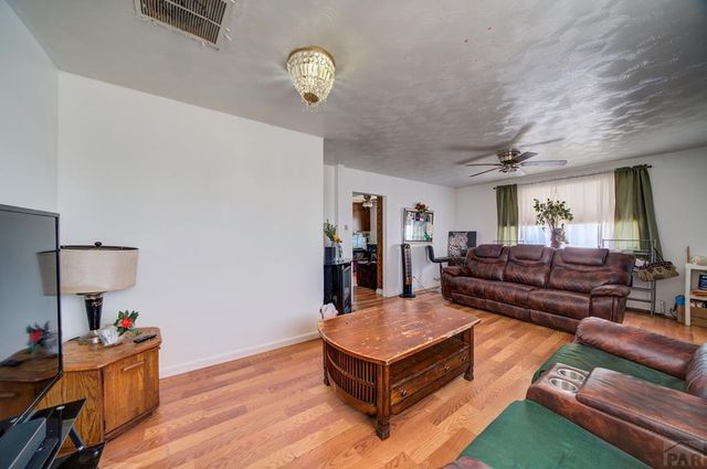 1030 S Santa Fe Ave, Pueblo, CO 81006