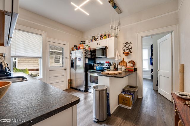 2805 PARK Street 2807, Jacksonville, FL 32205