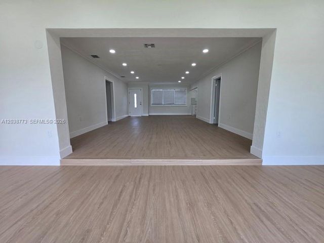 1805 NW 189th Terrace, Miami Gardens, FL 33056