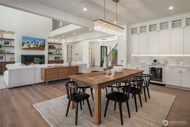 4024 85th Avenue SE, Mercer Island, WA 98040