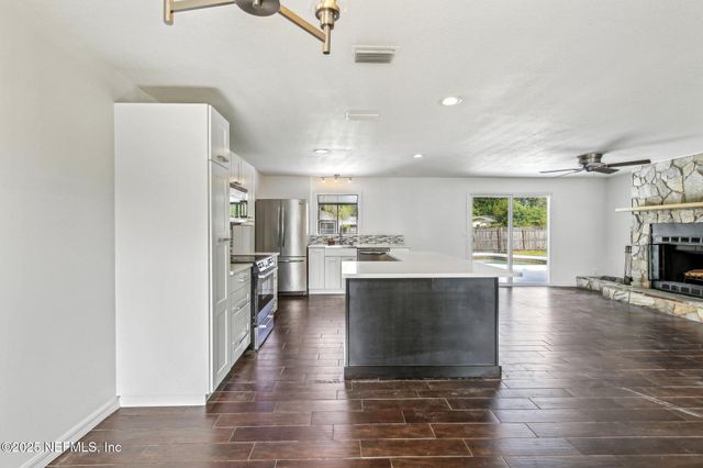 465 FOX Lane, Orange Park, FL 32073