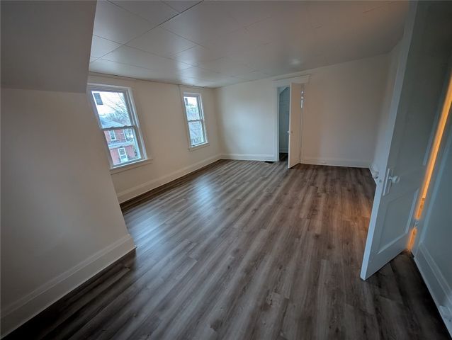 521 RASPBERRY Street, Erie, PA 16507