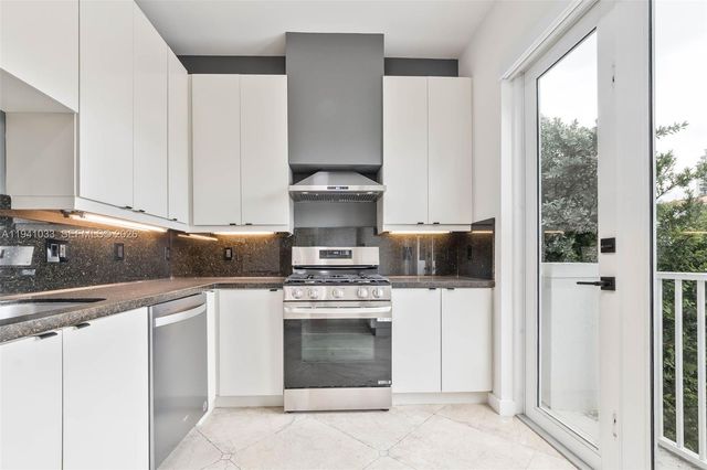 349 Madeira Ave 349, Coral Gables, FL 33134