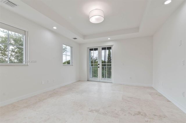 349 Madeira Ave 349, Coral Gables, FL 33134