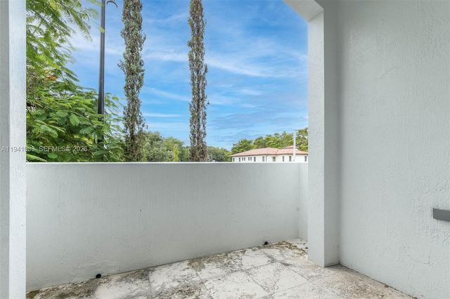 349 Madeira Ave 349, Coral Gables, FL 33134