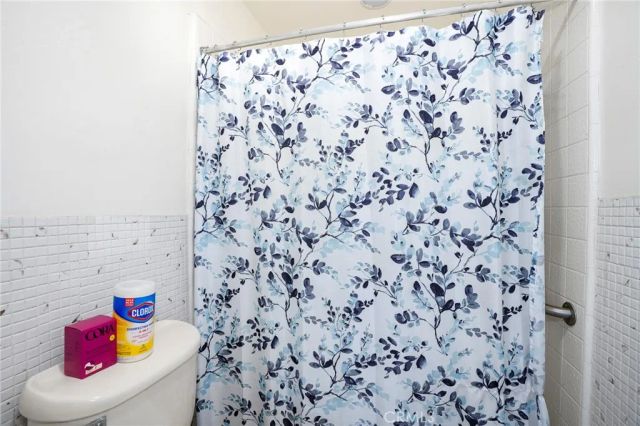 1218 W D Street, Wilmington, CA 90744