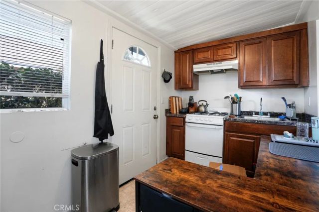 1218 W D Street, Wilmington, CA 90744