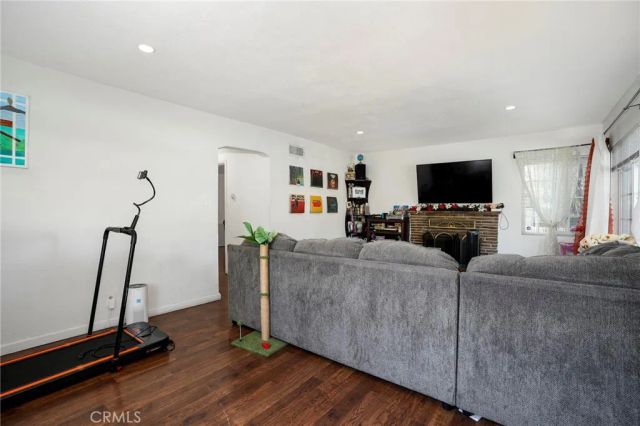 1218 W D Street, Wilmington, CA 90744