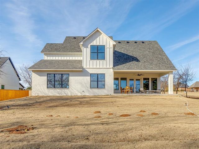 3442 Red Ridge Drive, Blanchard, OK 73010