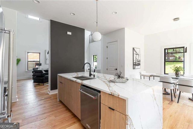 1554 Columbia Circle, Decatur, GA 30032