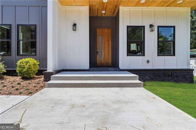 1554 Columbia Circle, Decatur, GA 30032