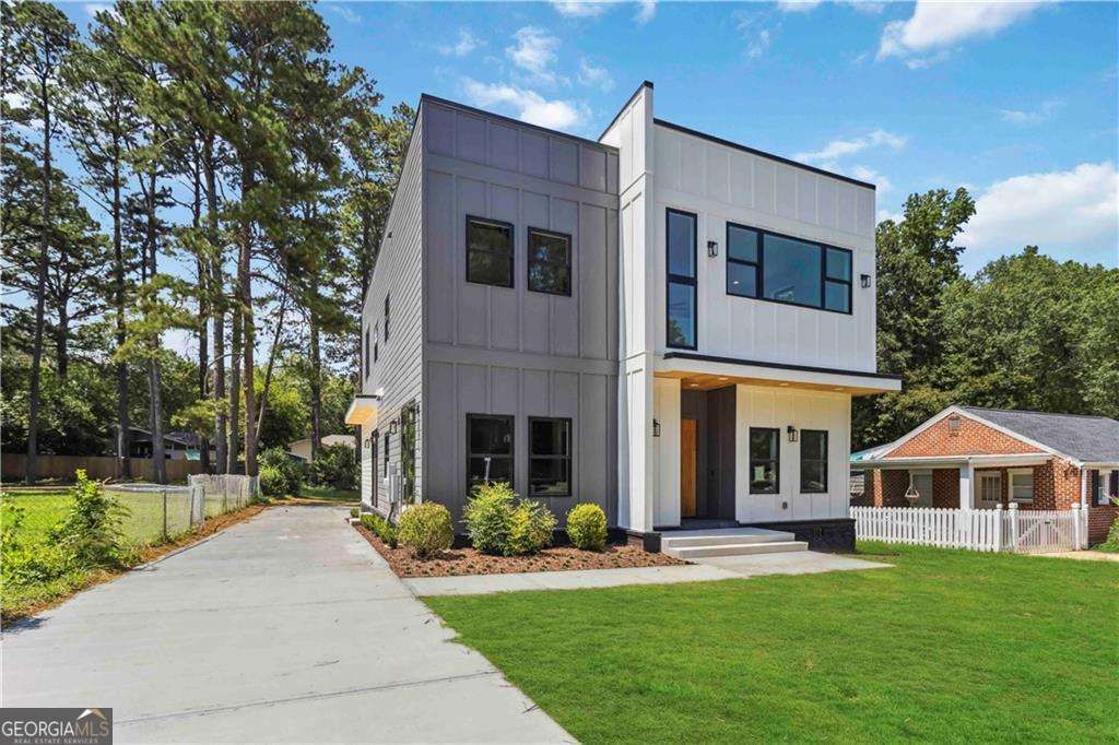 1554 Columbia Circle, Decatur, GA 30032