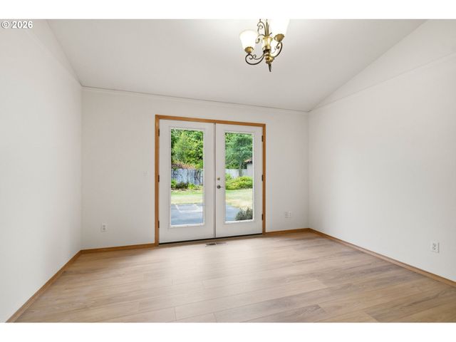 455 Nw MEADOWLARK Ct, Mc Minnville, OR 97128