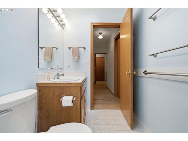 455 Nw MEADOWLARK Ct, Mc Minnville, OR 97128