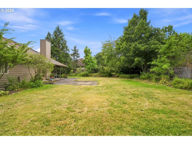 455 Nw MEADOWLARK Ct, Mc Minnville, OR 97128
