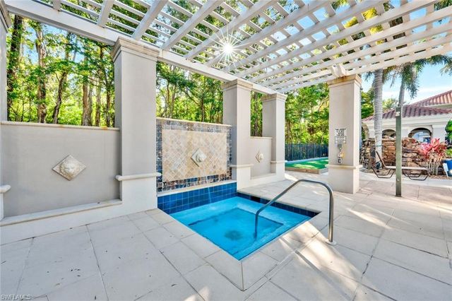 23501 Alamanda DR 204, Estero, FL 34135