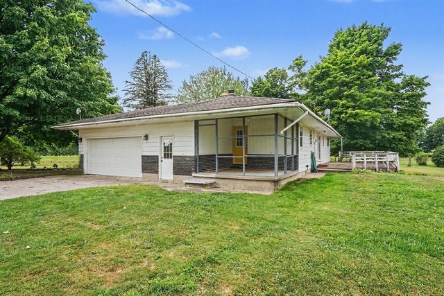 1760 W Carson City Road, Sheridan, MI 48884