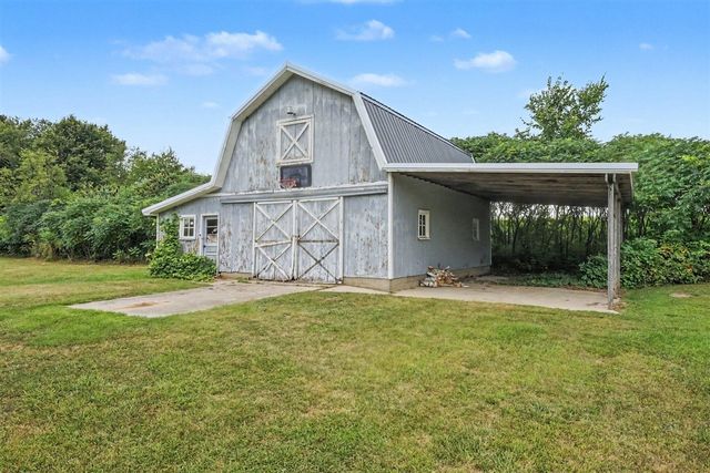 1760 W Carson City Road, Sheridan, MI 48884