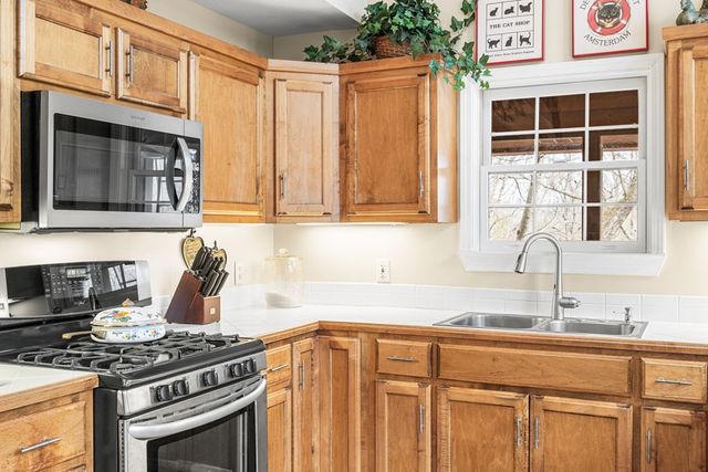 244 Lapidary Lane, Young Harris, GA 30582