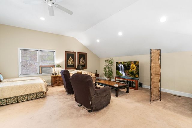 244 Lapidary Lane, Young Harris, GA 30582