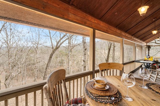 244 Lapidary Lane, Young Harris, GA 30582