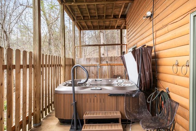 244 Lapidary Lane, Young Harris, GA 30582