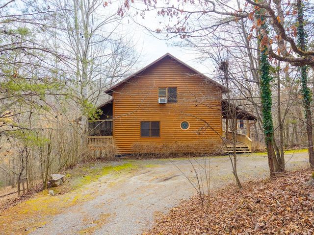 244 Lapidary Lane, Young Harris, GA 30582