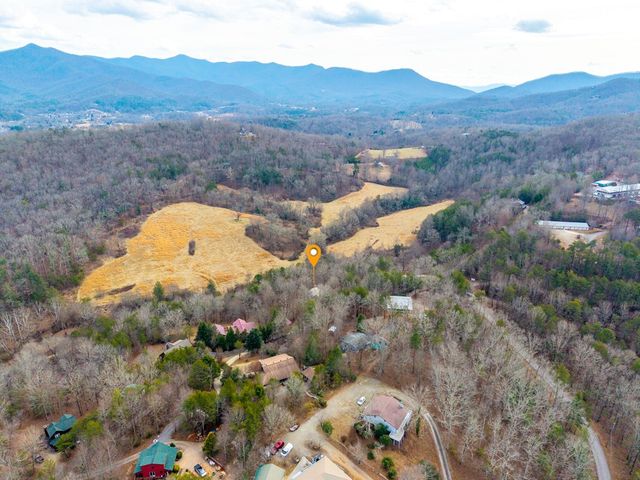 244 Lapidary Lane, Young Harris, GA 30582