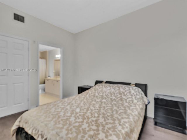 7085 Nova Dr 321, Davie, FL 33317