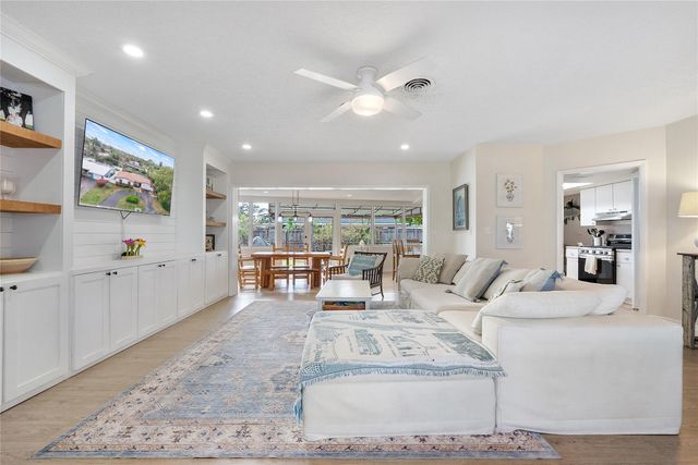 1540 NE 47th Street, Oakland Park, FL 33334