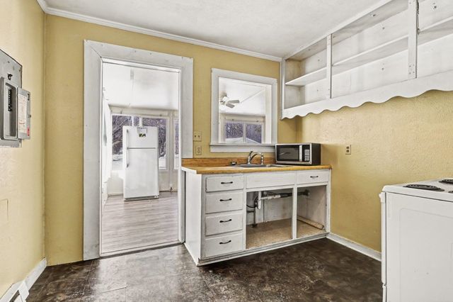 1517 Maplehurst street Street, Mishawaka, IN 46565