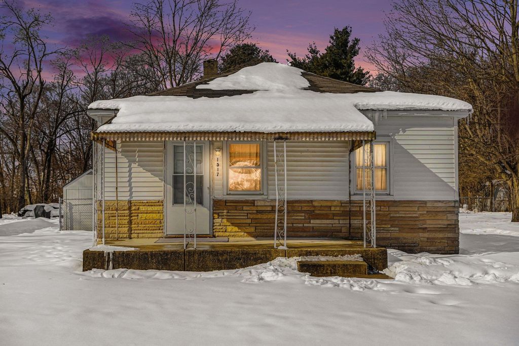 1517 Maplehurst street Street, Mishawaka, IN 46565