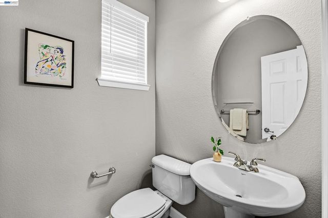 454 Silverwood St, Brentwood, CA 94513