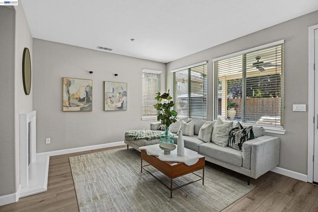 454 Silverwood St, Brentwood, CA 94513