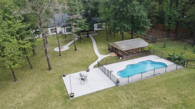 20011 Mahogany Ridge Drive, Magnolia, TX 77355
