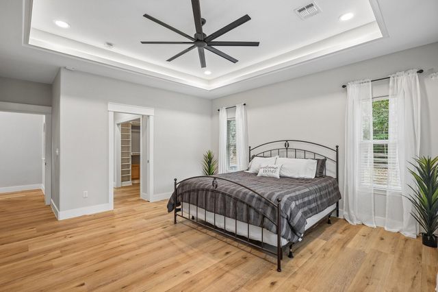 20011 Mahogany Ridge Drive, Magnolia, TX 77355