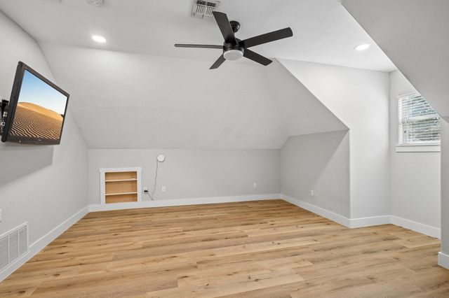 20011 Mahogany Ridge Drive, Magnolia, TX 77355
