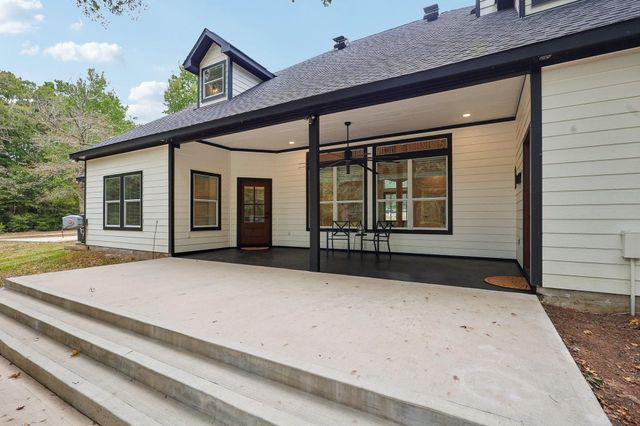 20011 Mahogany Ridge Drive, Magnolia, TX 77355