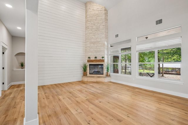 20011 Mahogany Ridge Drive, Magnolia, TX 77355