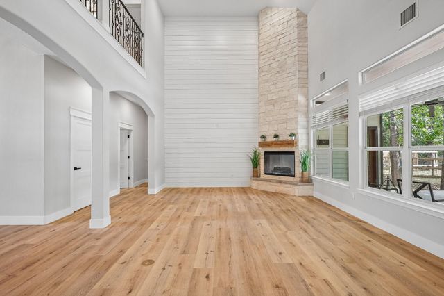 20011 Mahogany Ridge Drive, Magnolia, TX 77355