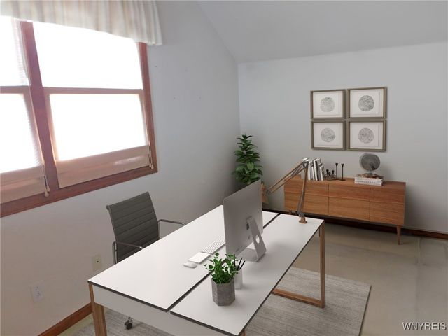 15 Thomas Jefferson Lane, Amherst, NY 14226