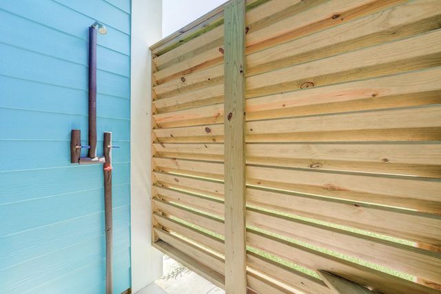 847 Beaumont Drive, Port Bolivar, TX 77650