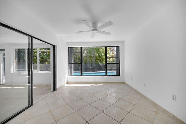 10321 SW 116th Avenue, Miami, FL 33176