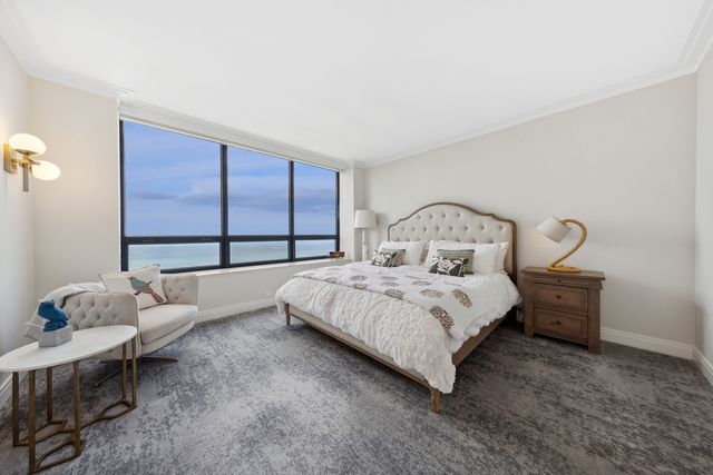 180 E Pearson Street 7203, Chicago, IL 60611