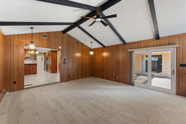 2526 Los Feliz Way, Carmichael, CA 95608
