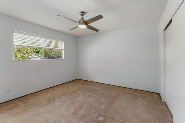 2526 Los Feliz Way, Carmichael, CA 95608