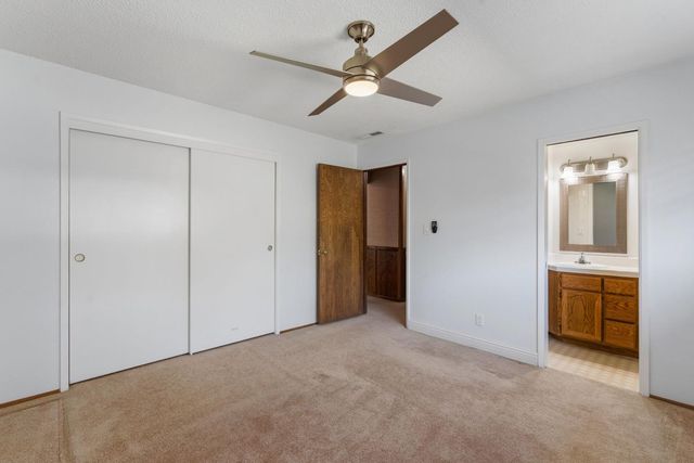 2526 Los Feliz Way, Carmichael, CA 95608