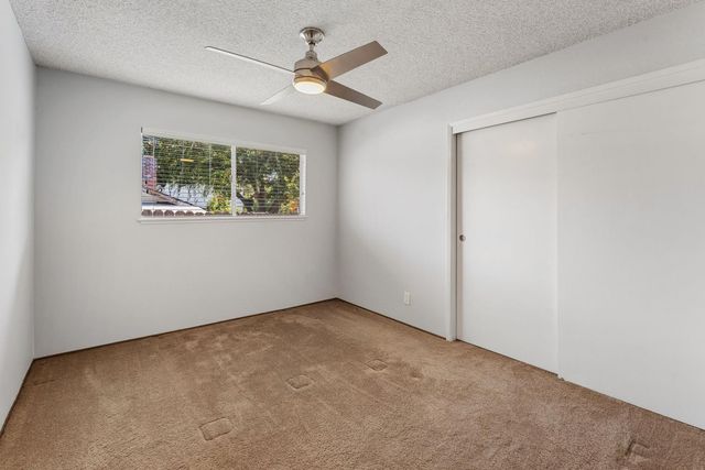 2526 Los Feliz Way, Carmichael, CA 95608